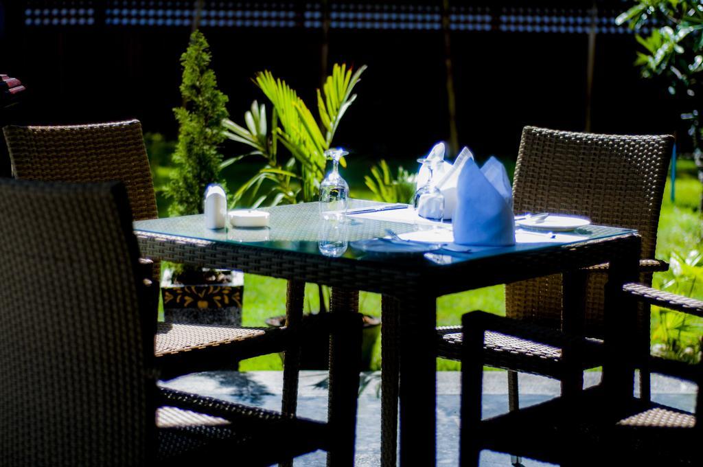 Merciel Retreat & Resort, Ngapali Buitenkant foto