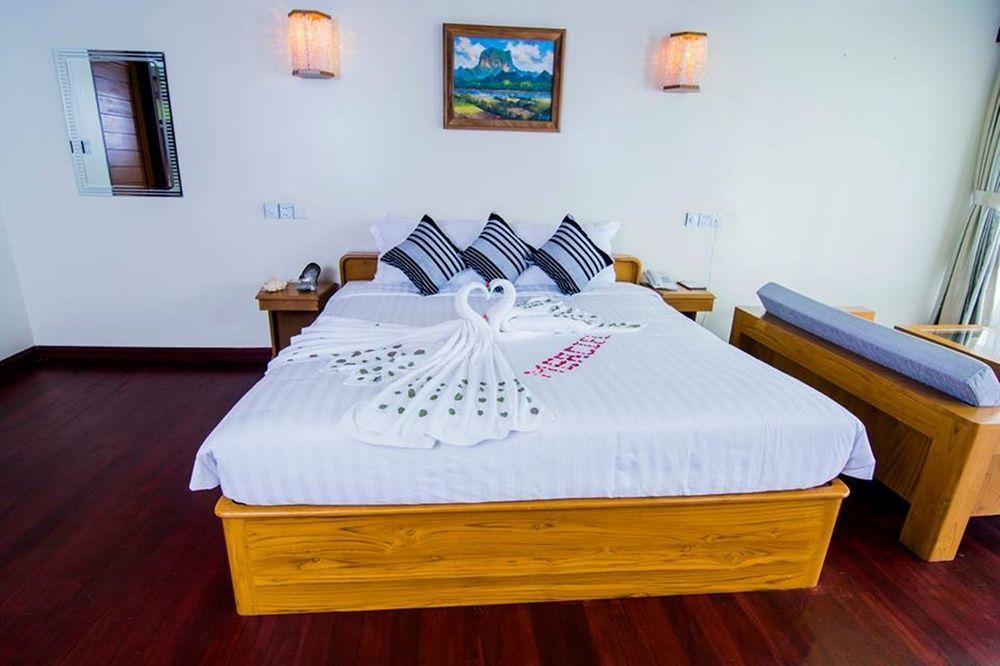 Merciel Retreat & Resort, Ngapali Buitenkant foto