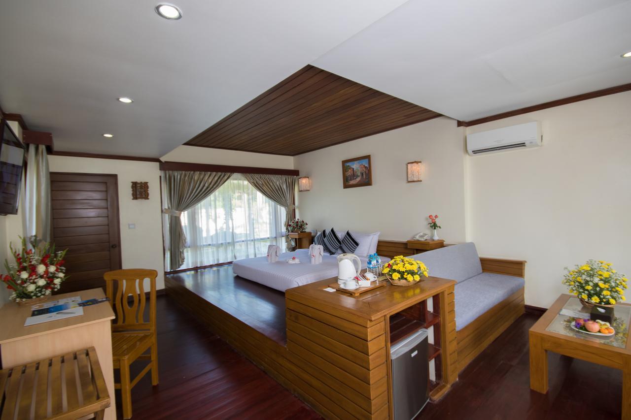 Merciel Retreat & Resort, Ngapali Buitenkant foto